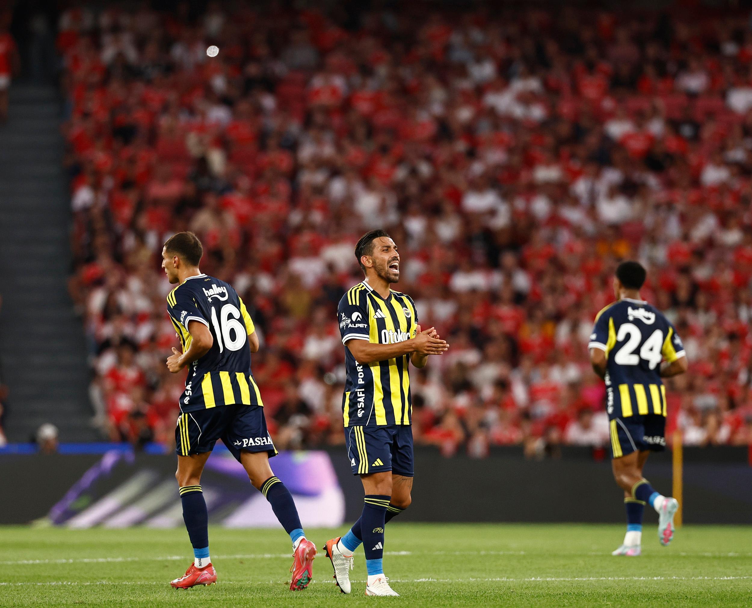 西甲赛程吃紧，里昂集结日遗憾出局，底气十足，训练强度明显提升的简单介绍